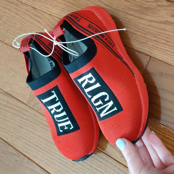 True Religion boys light sneakers - Picture 2 of 6